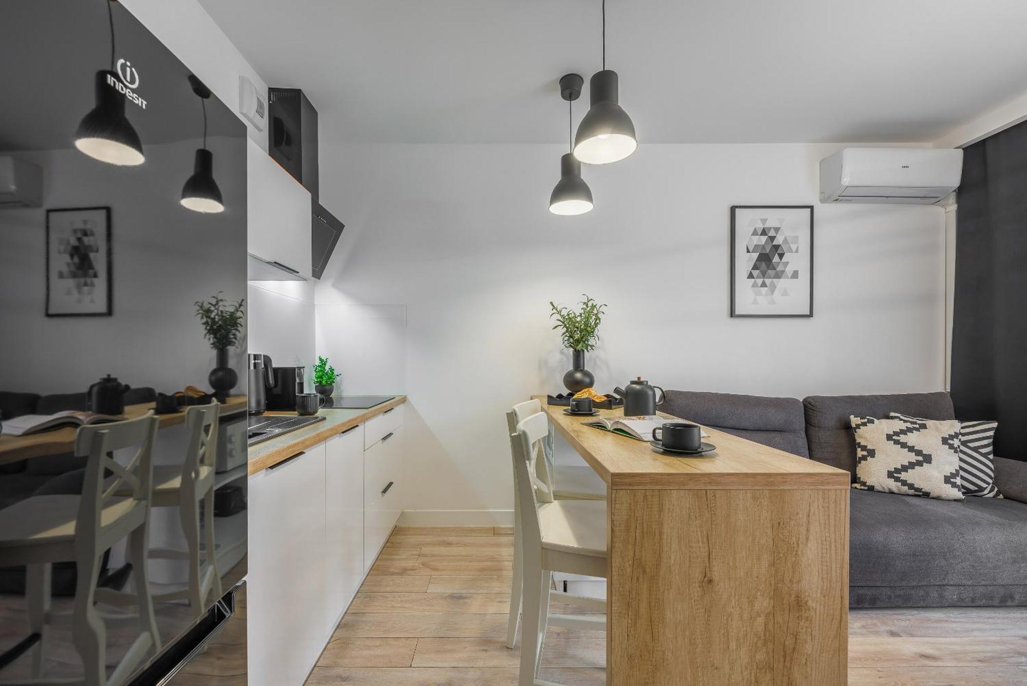 Emihouse Cityvibe Apartments Rzeszow Room photo